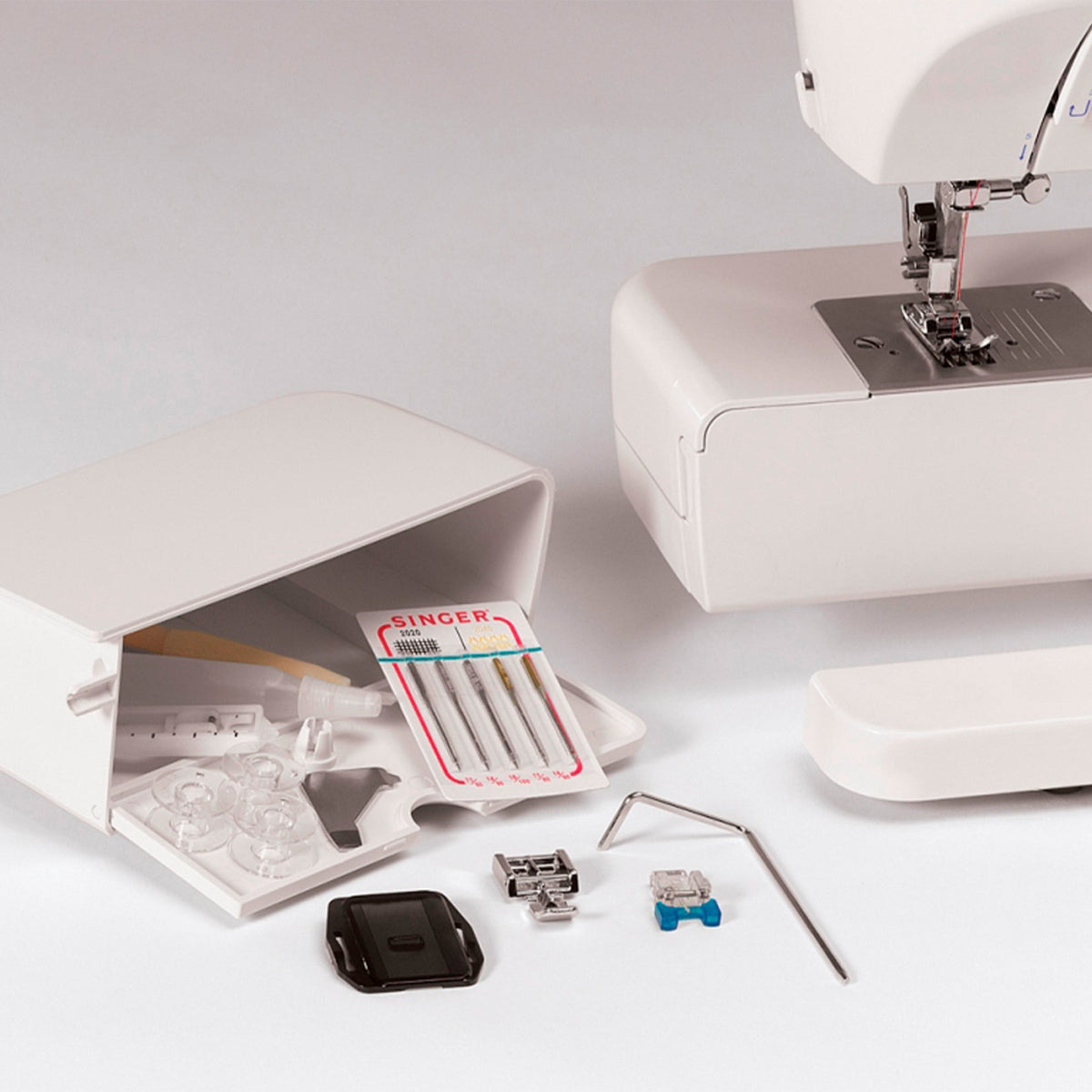 SINGER Tradition 2259 Sewing Machine - official product image 8