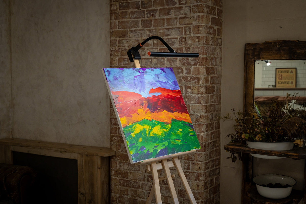 Daylight Easel Lamp Go rechargeable LED easel light