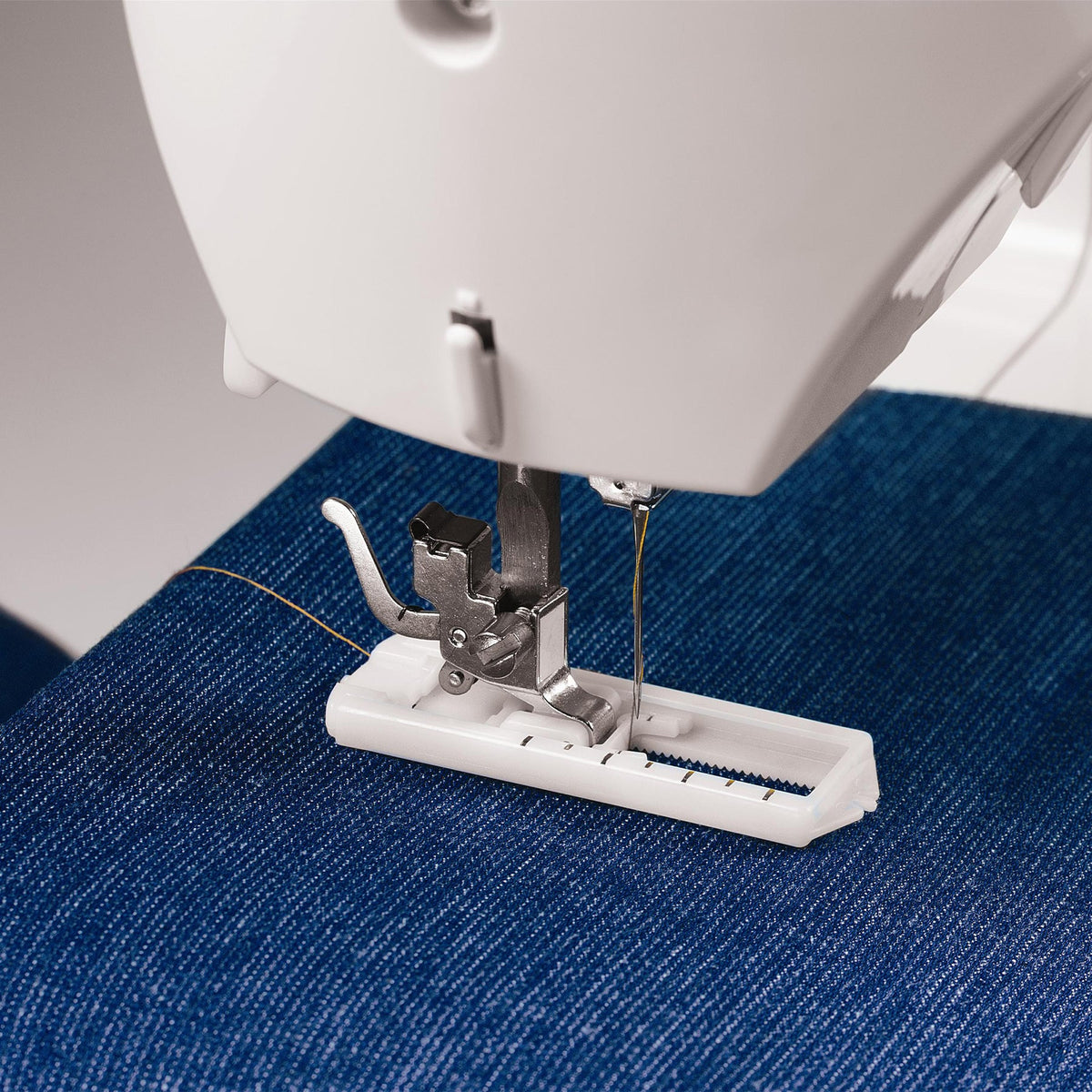 SINGER Tradition 2259 Sewing Machine - official product image 5