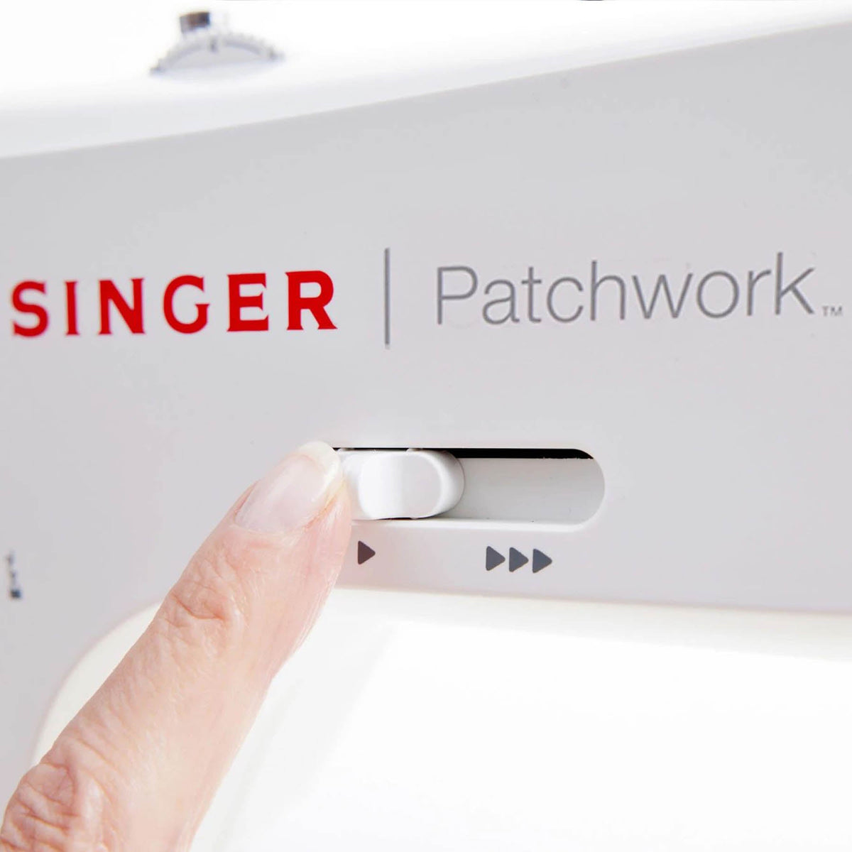 SINGER C5980Q Patchwork Plus Sewing & Quilting Machine with Extension Table - official product image 4