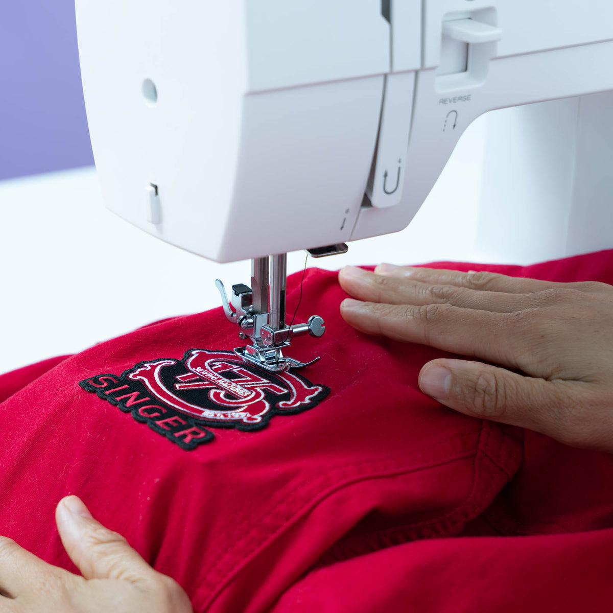 SINGER PRISMA Heavy Duty Sewing Machine - official product image 4