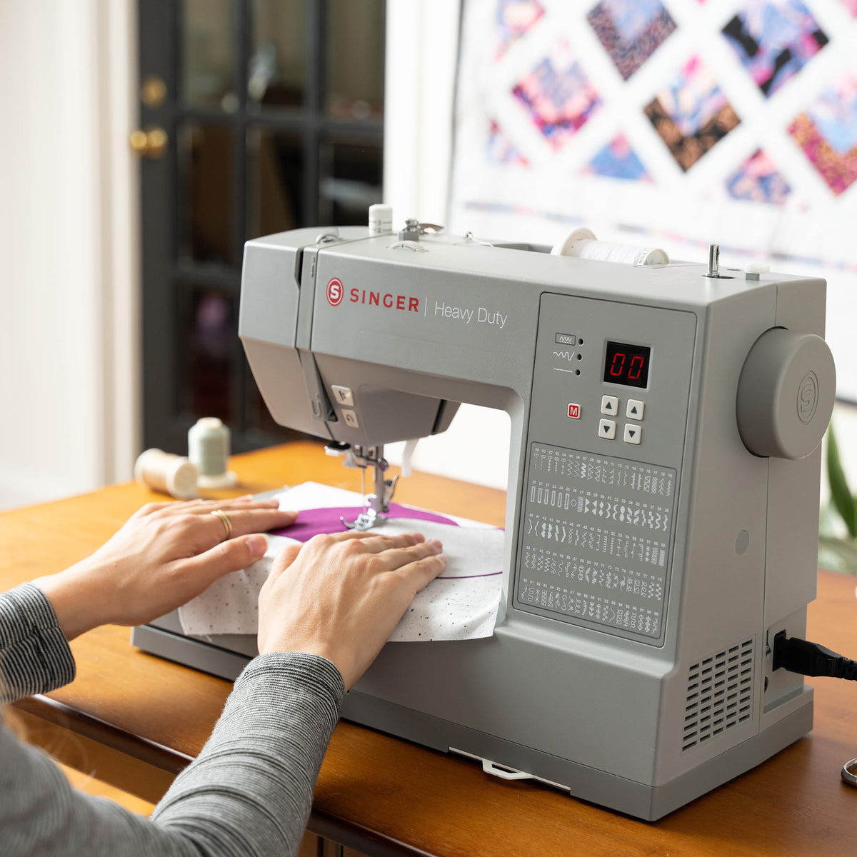 SINGER Heavy Duty 6600C Computerized Sewing Machine - official product image 3