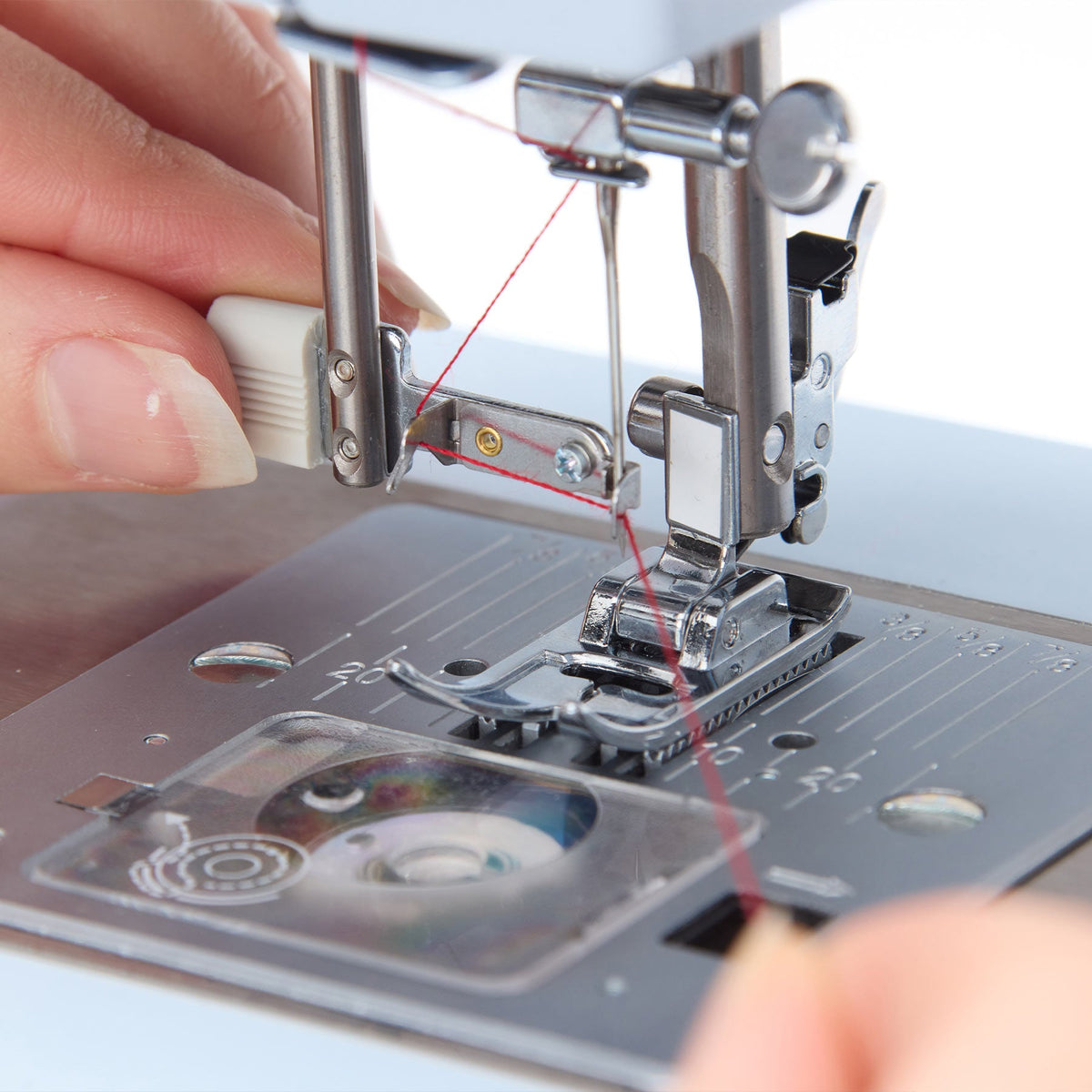 SINGER Heavy Duty 4423 Meltwater Blue Sewing Machine - official product image 8