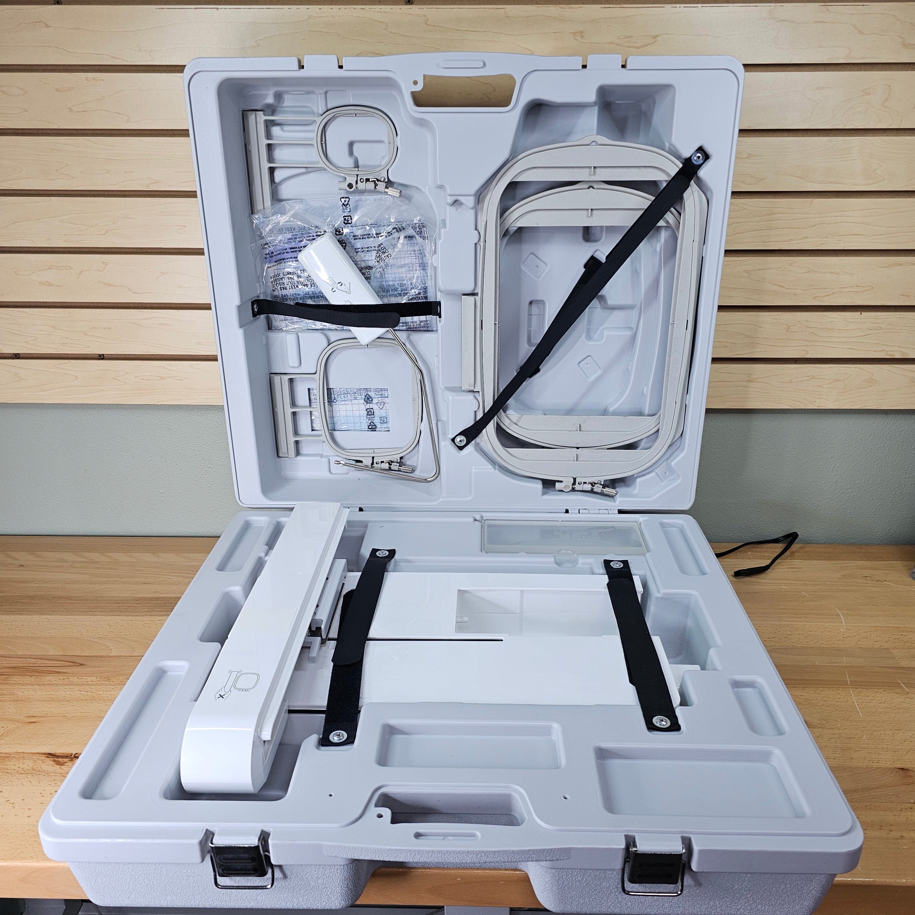 Brother Brother Quattro 6000D Sewing and Embroidery Machine USED