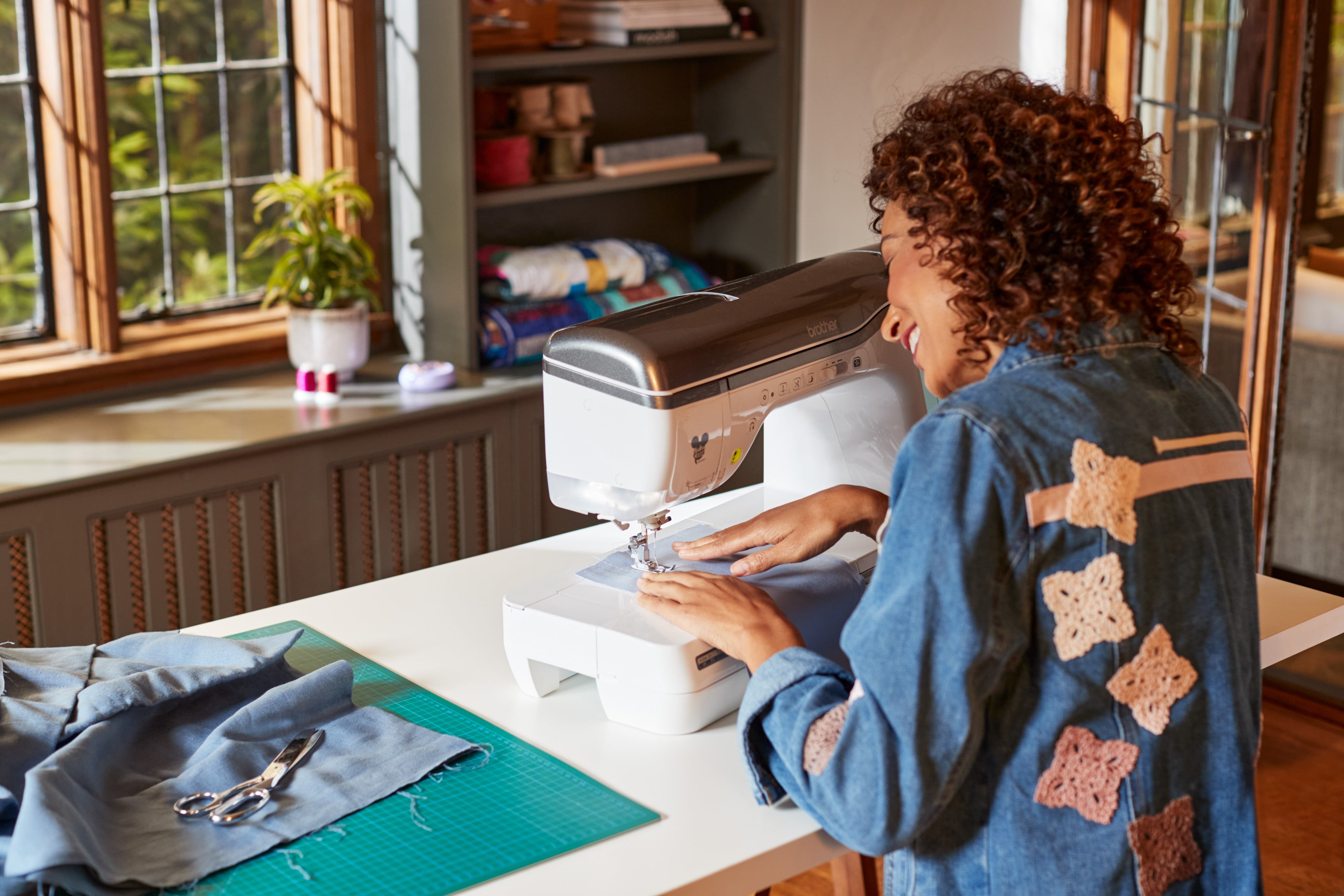 Brother Brother Stellaire2 Innov-ís XJ2: Elevate Your Projects with Disney Magic