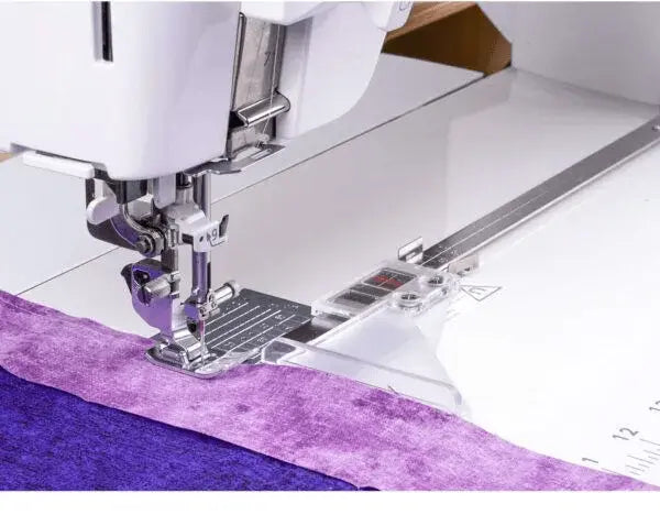 Janome Janome Continental M8 Professional