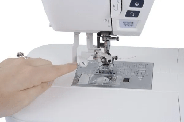 Janome Janome Skyline SKS7AE