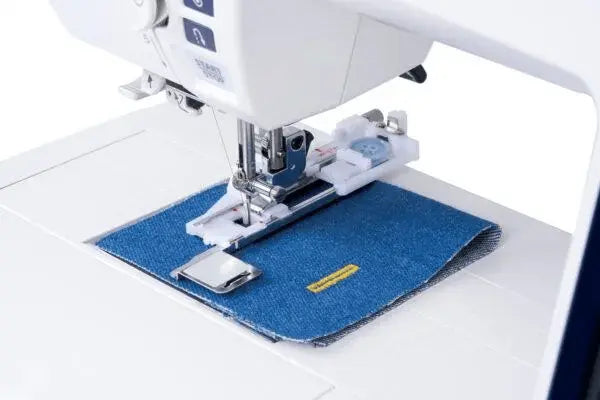 Janome Janome Skyline SKS7AE