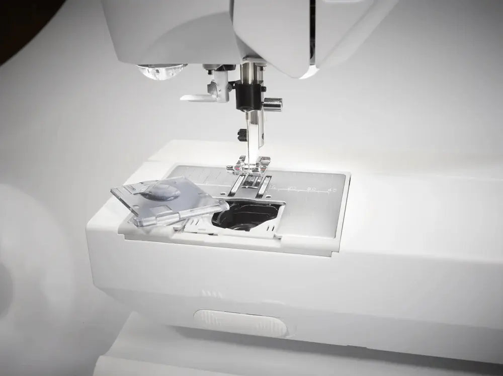 Pfaff Sewing Machines HUSQVARNA® VIKING® OPAL™ 670 Sewing Machine