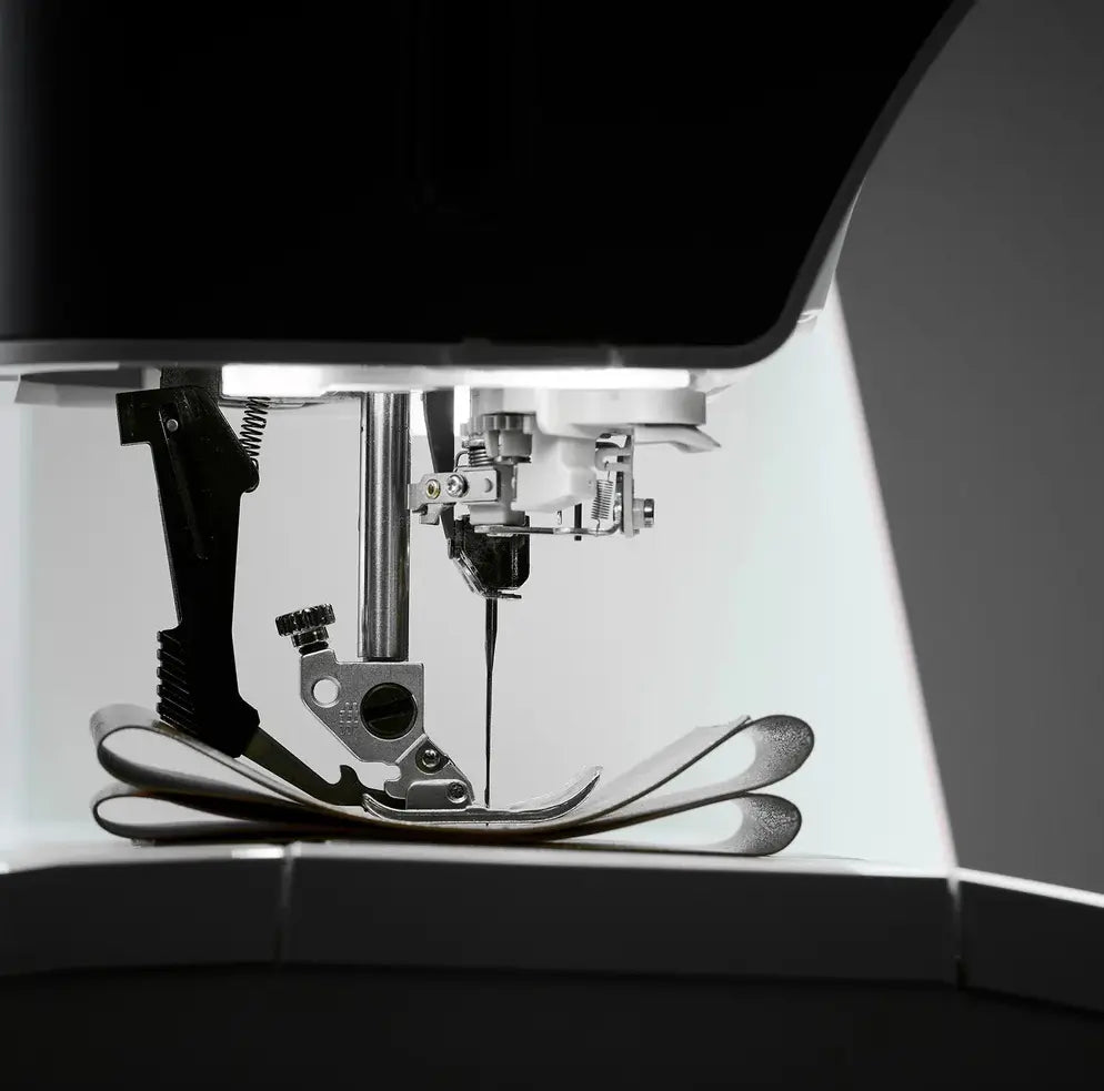 Pfaff Expression 715 Sewing Machine Pfaff