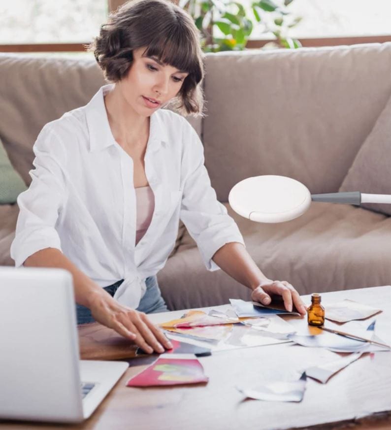 Daylight Lighting NEW Daylight Company - "Magnificent Pro" 3-In-1 Magnifying Lamp + FREE SHIPPING