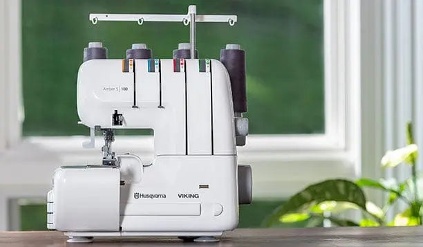 Viking Husqvarna Viking Amber S 100: The Ultimate Overlock Machine