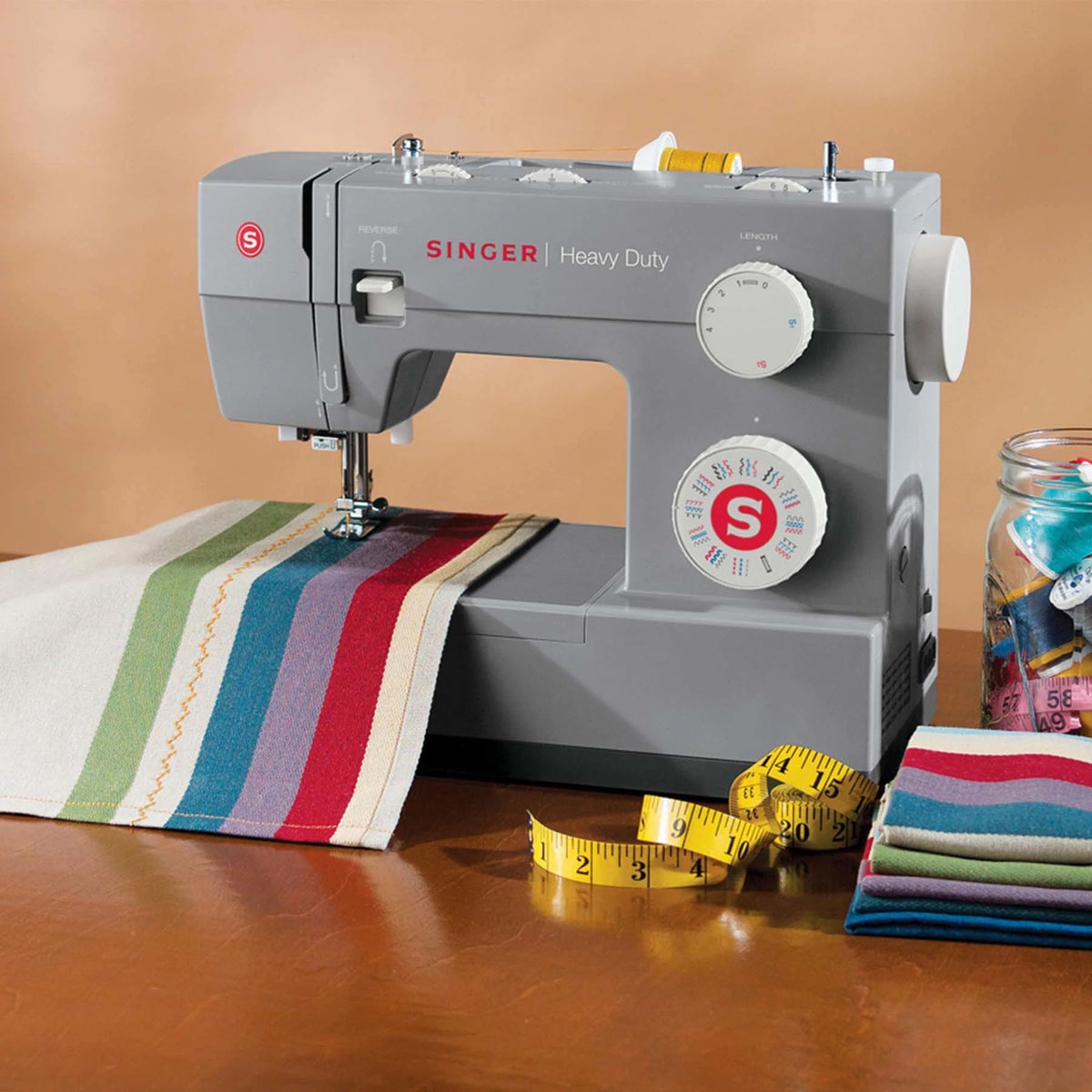 SINGER Heavy Duty 4432 Sewing Machine & Extension Table Bundle - official product image 2