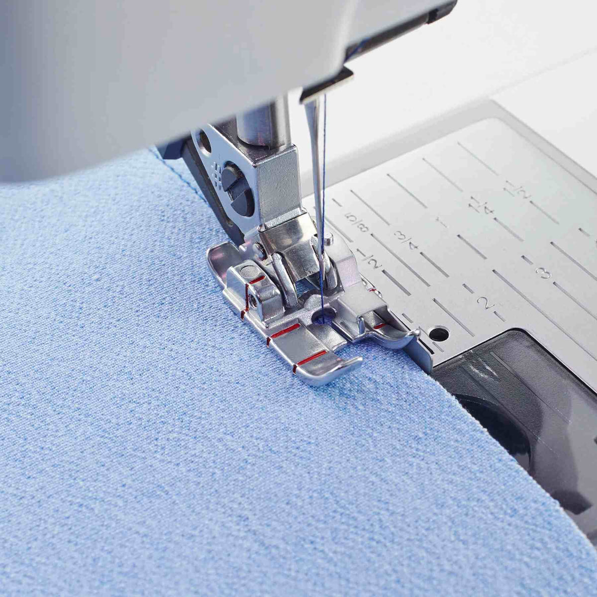 PFAFF Perfect Quarter Inch Foot with Guide for IDT System