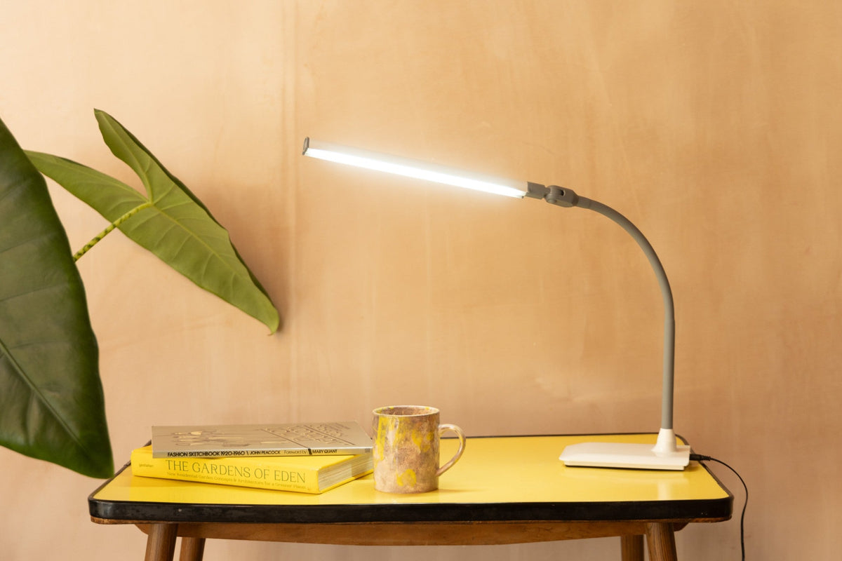 Daylight UnoPro Table Lamp for sewing quilting crafts and detailed work
