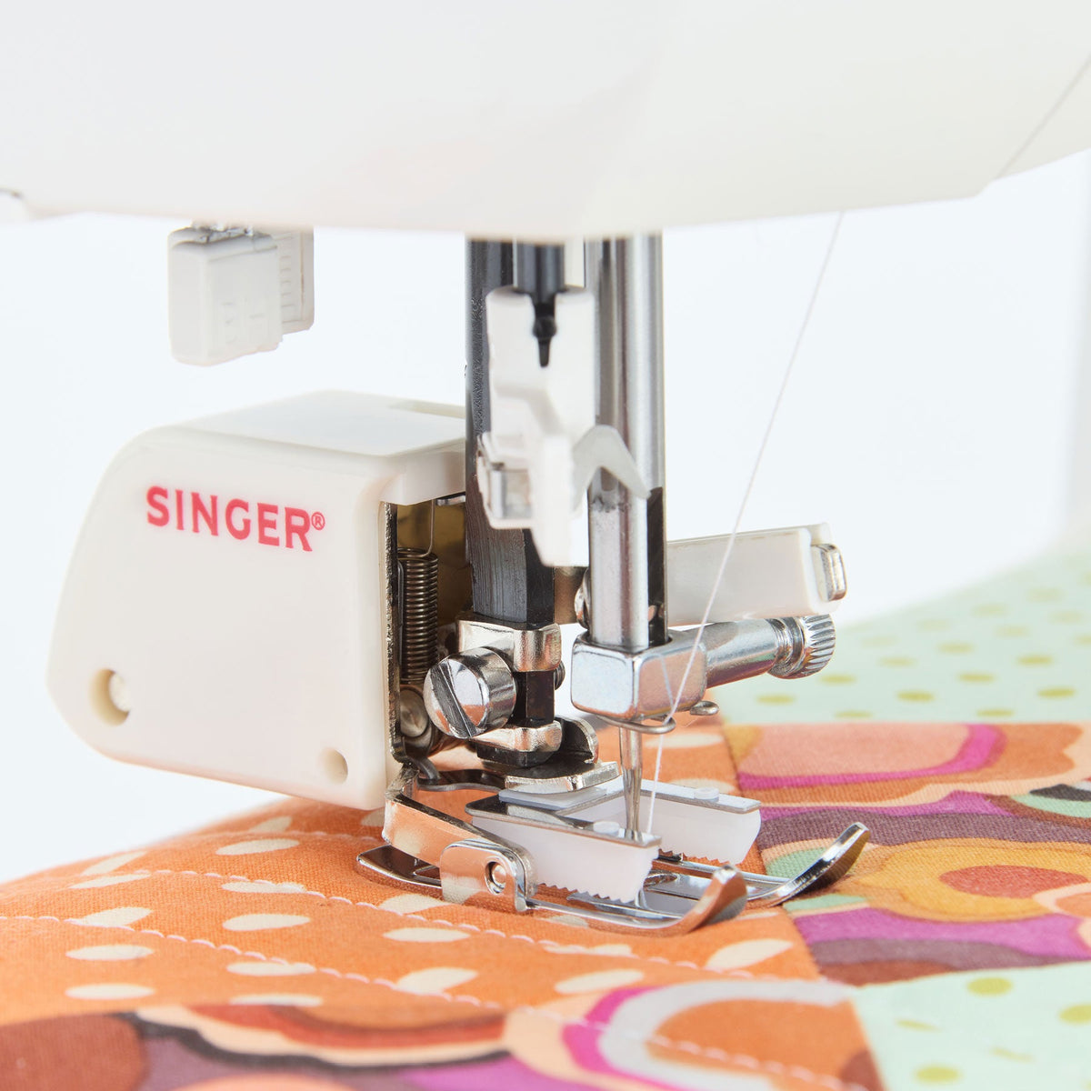 SINGER Heavy Duty 4532 Next Evolution Charcoal Sewing Machine & Presser Foot Kit Bundle - official product image 3