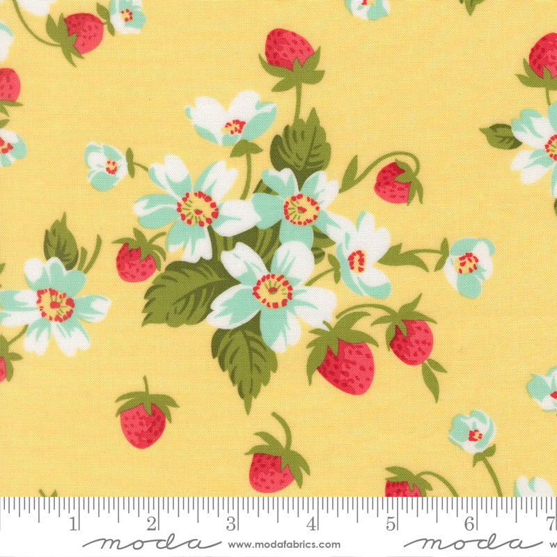 Moda Bloomsberry In Bloom Buttermilk 55350-12 floral and strawberry cotton fabric