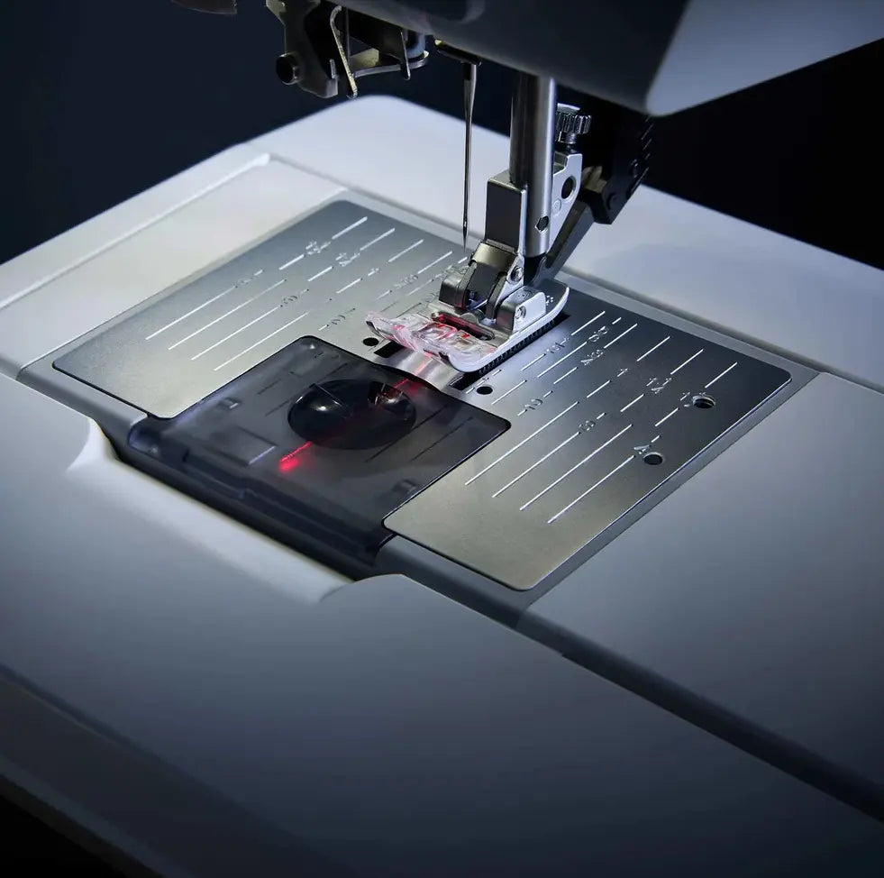 PFAFF® creative expression™ 750 Sewing and Embroidery Machine Pfaff