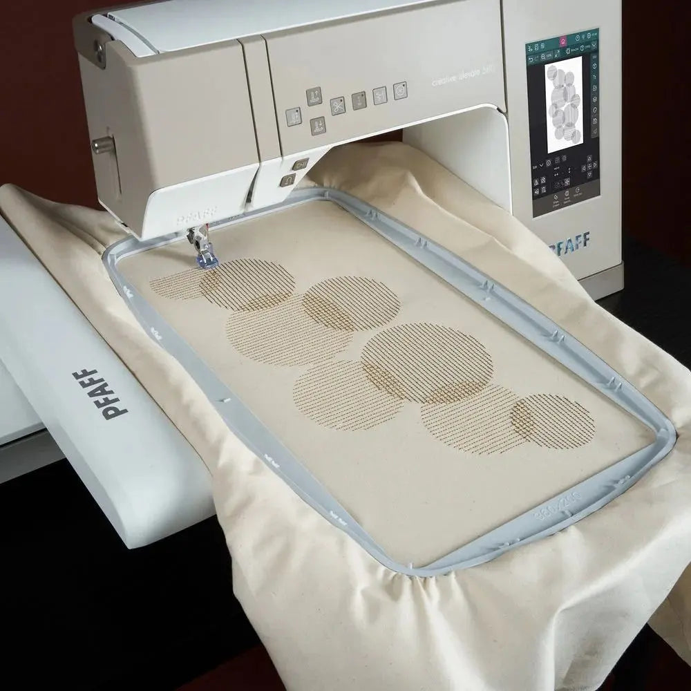 Pfaff creative elevate  680 | Combo  - Sewing & Embroidery Machine Pfaff